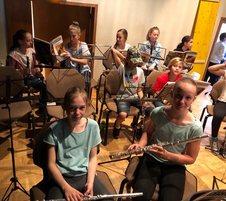 Foto 27.04.18, 19 40 46