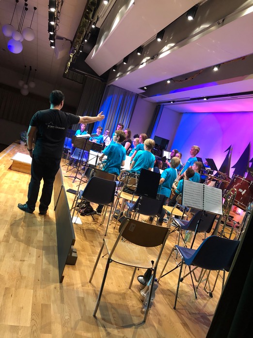 Foto 28.04.18, 20 07 46